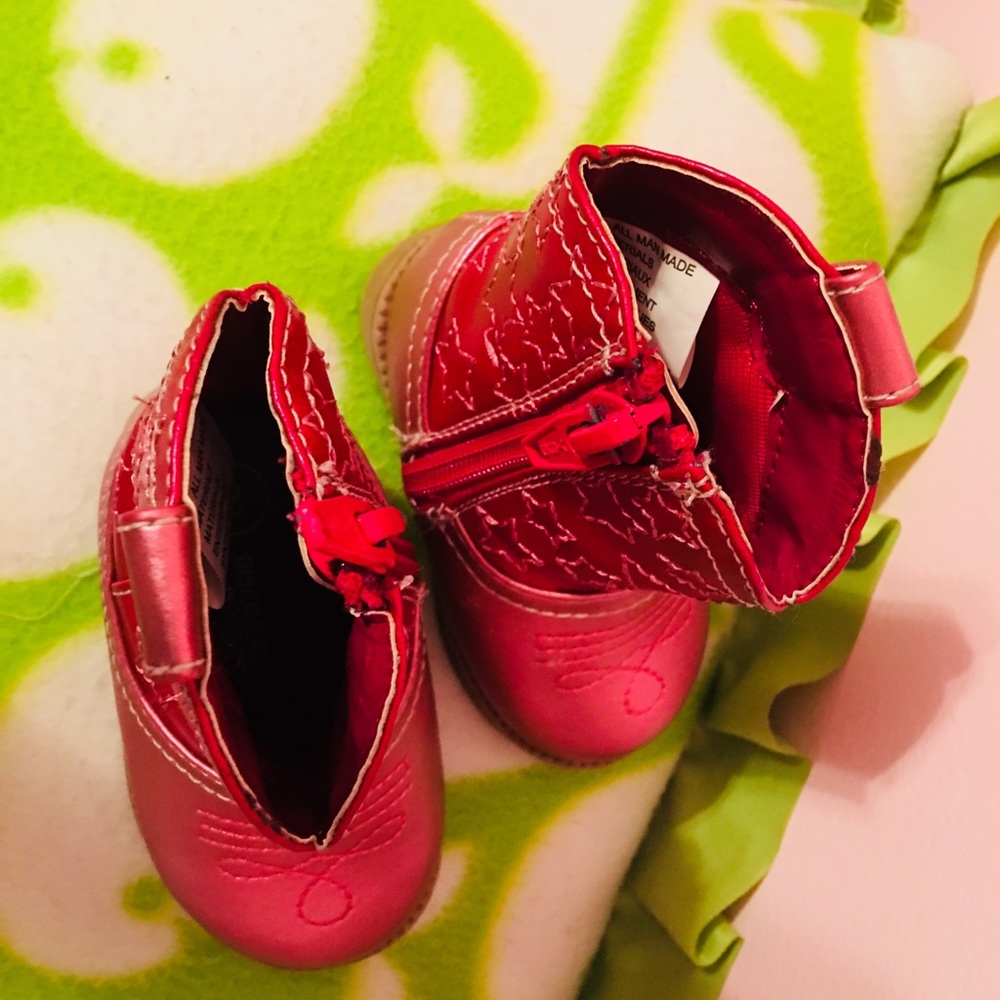 Lot 2 Adorable baby boots - Picture 4 of 6